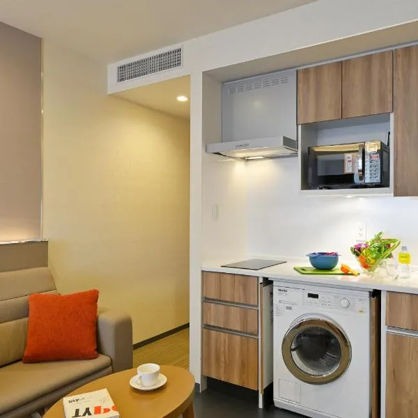 Holiday Inn & Suites Shin Osaka by IHG，位于大阪的酒店