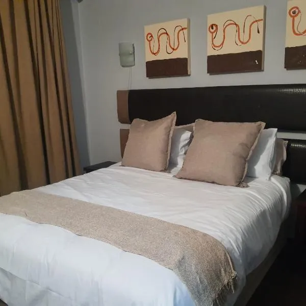 Overnight Apartment Bains Lodge，位于Bloemfontein的酒店