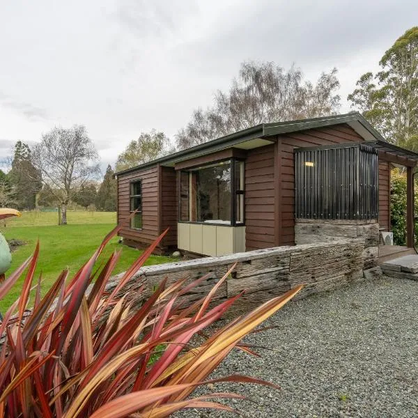 Te Anau Cottage，位于蒂阿瑙的酒店