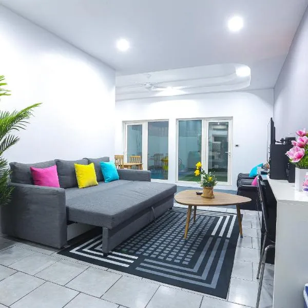 Pool Villa Pattaya Phratamnak C2- 2 bedroom，位于乔木提恩海滩的酒店