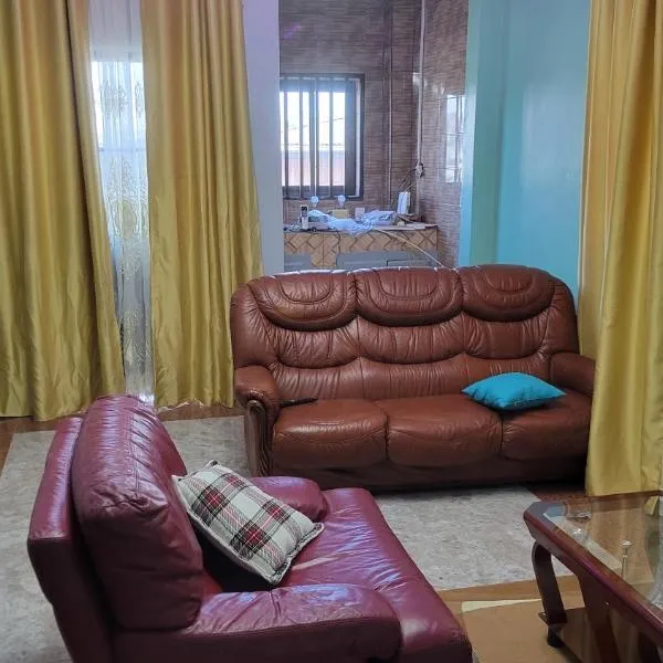 Carolina Lodging Apartment - Free & Fast Wi-Fi，位于杜阿拉的酒店
