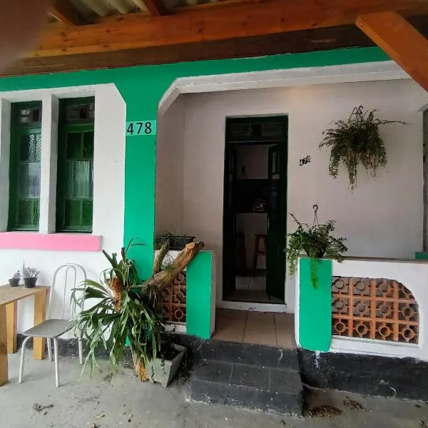 Hostel Espaço Mulher，位于弗洛里亚诺波利斯的酒店