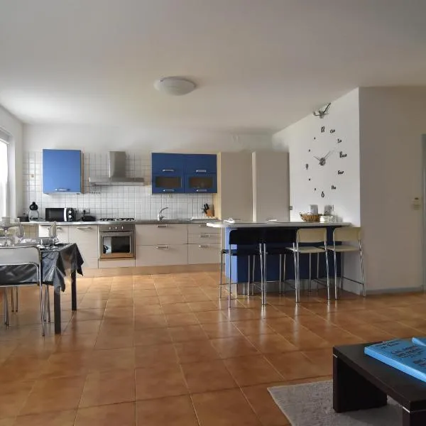 Appartamento Da Romina con parcheggio gratuito，位于桑泽诺的酒店