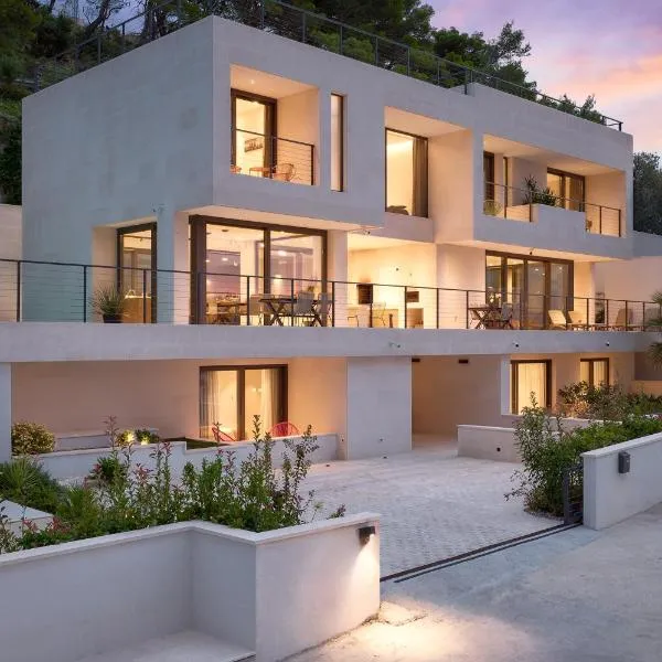 The Glass House，位于普契什查的酒店