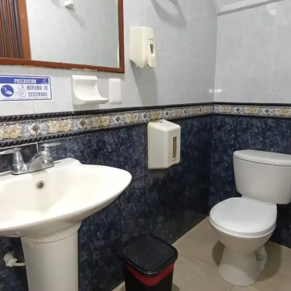 Apartahotel la Posada Suite，位于内瓦的酒店