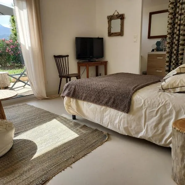 Suite indépendante avec vue，位于Sarrola-Carcopino的酒店