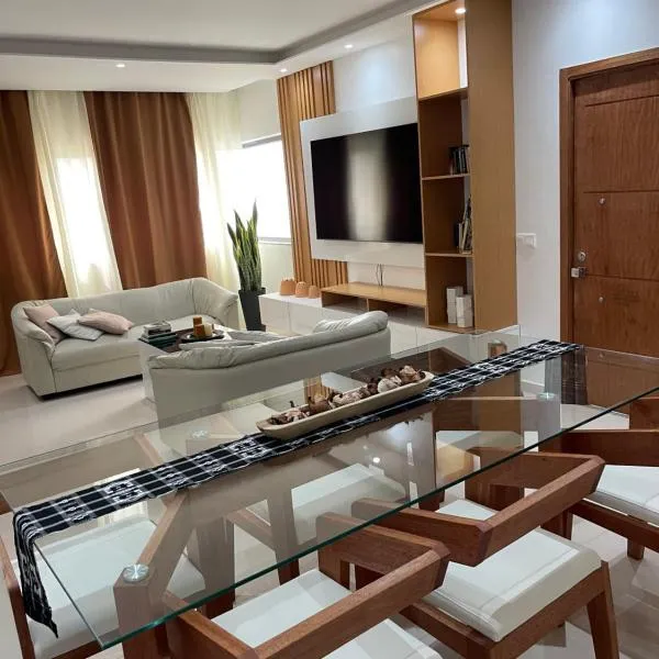 Chez Lena, Appartement confortable 3 chambres，位于普拉亚的酒店