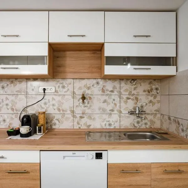 Apartma Sejalec, Lesce - Bled，位于勒什的酒店