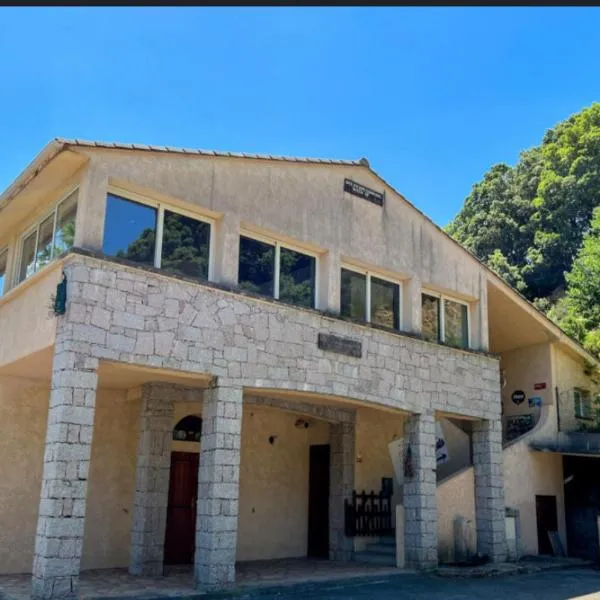 Gîte de randonneurs Bocca bè，位于Chisa的酒店