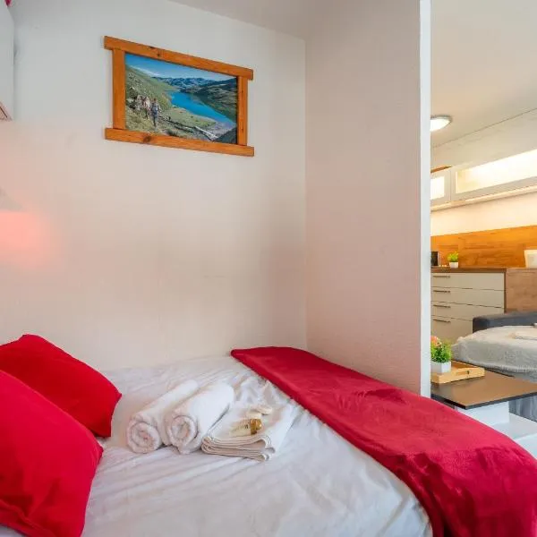 Ski In-Out - Heart of Val Thorens Superb apartment, Wifi 524，位于葱仁谷的酒店