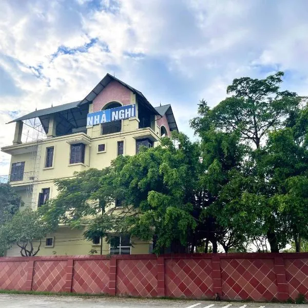 Thanh Dat 1 Hotel，位于北宁的酒店