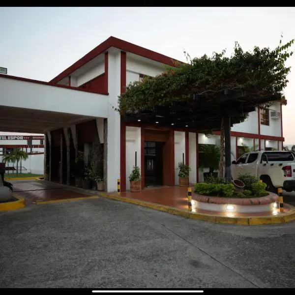 Hotel Espor CA，位于巴里纳斯的酒店