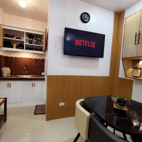 SNOW Studio Apartment - Near Clark International Airport，位于Mabalacat的酒店