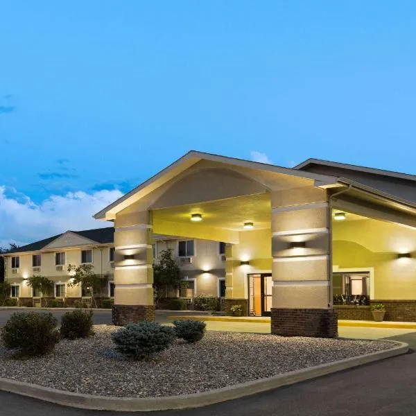 大廷伯速8酒店，位于Big Timber的酒店