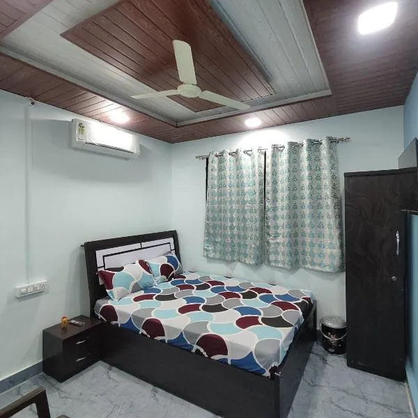 AMBIENT HOME STAY, In Nashik，位于Dindori的酒店