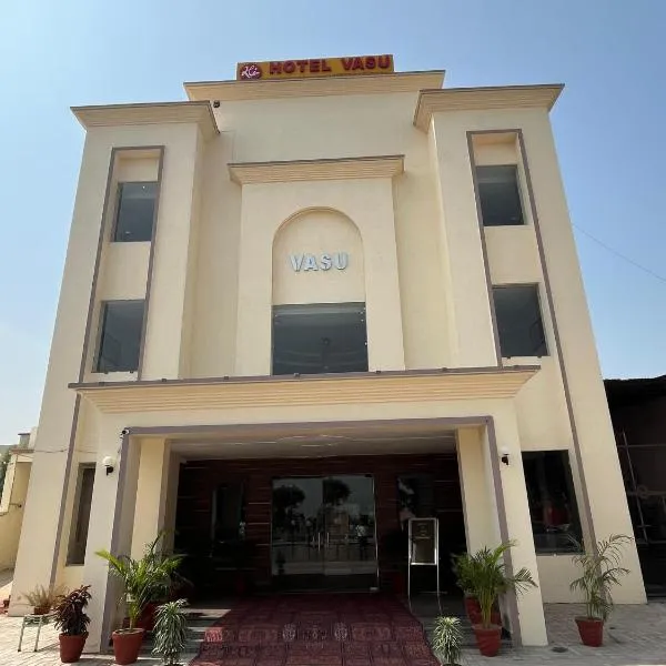 Hotel Vasu International，位于帕格瓦拉的酒店