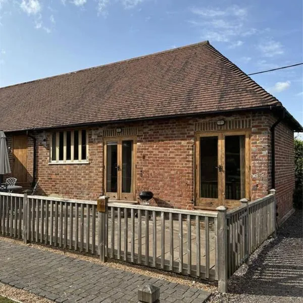 4 Coopers Cottages, Bodiam, East Sussex，位于锡辛赫斯特的酒店