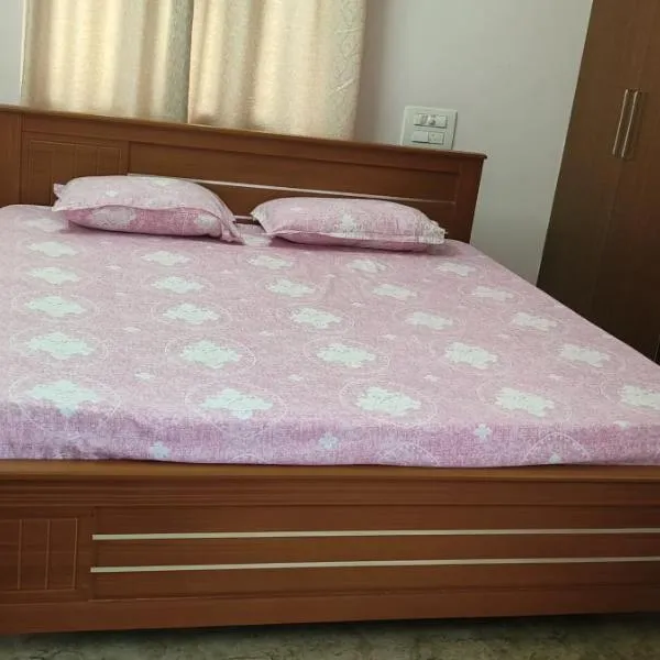 Sree Paada Home Stay 1 BHK，位于Narasingāpuram的酒店