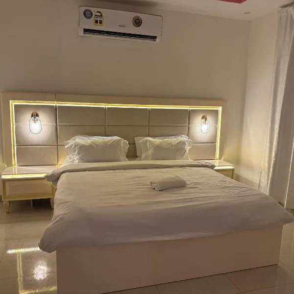 Loban Hotel Apartment لبان للشقق الفندقية，位于Fanjah的酒店