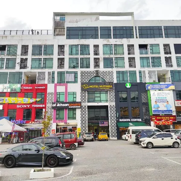 Homestay TS Suria Suite with swimming pool at Hotel Mutiara，位于话毛生的酒店
