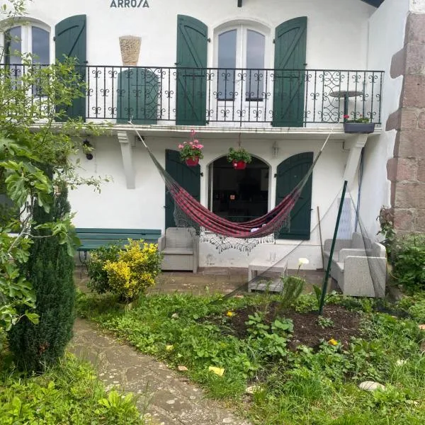 Etxe Arrosa，位于Saint-Martin-dʼArrossa的酒店
