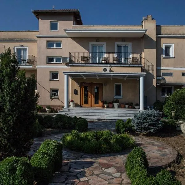 Hotel Nessos，位于Paranesti的酒店