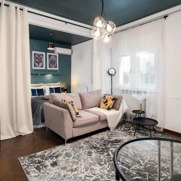 CenterSide Condo，位于布加勒斯特的酒店