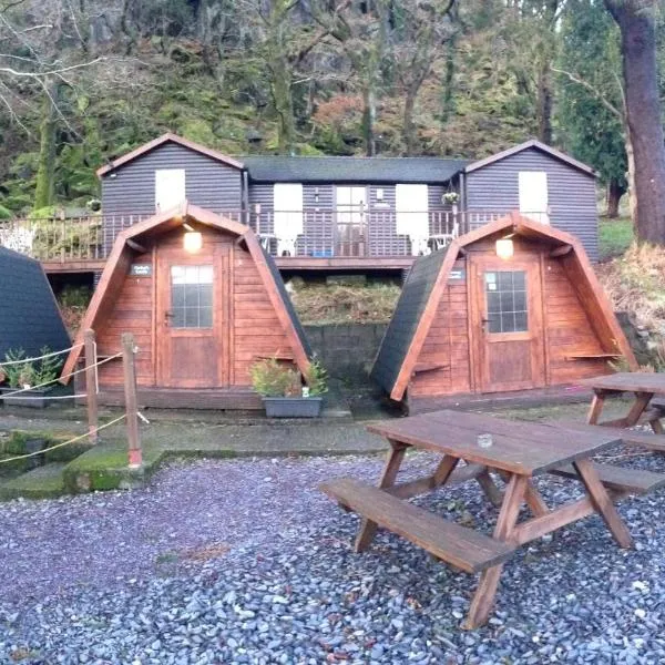 Bryn Dinas Camping Pods at the foot of Mt Snowdon，位于特兹西尼德的酒店