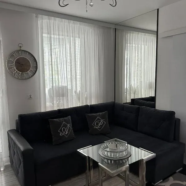 Apartament Glamur，位于米兹多洛杰的酒店