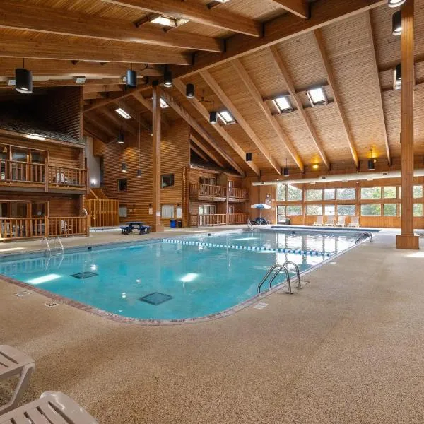 The Lodges at Breezy Point，位于Breezy Point的酒店