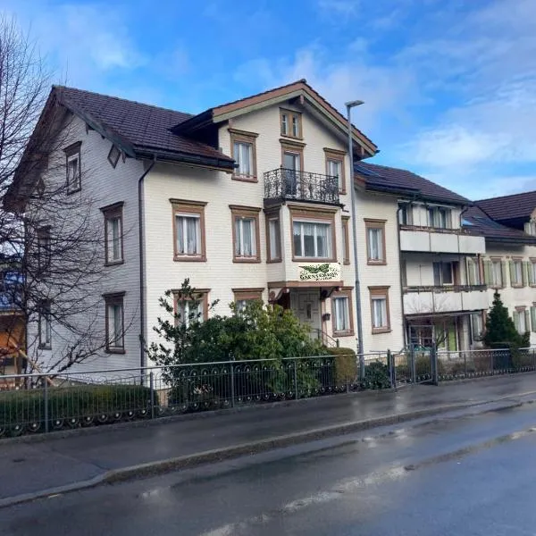 22 - Gästehaus Erika - Hundwil - Appenzellerland，位于Hundwil的酒店