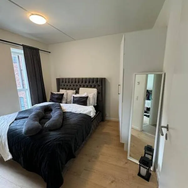 Flot Moderne Lejlighed byder Velkommen，位于格洛斯楚普的酒店