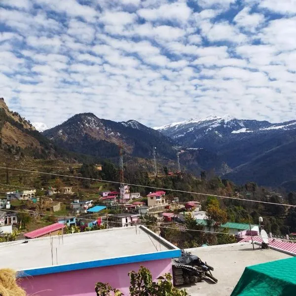 Jitendra home stay，位于Sari的酒店