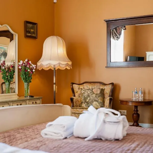 Boutique Apartment Virkas muiža，位于库尔迪加的酒店