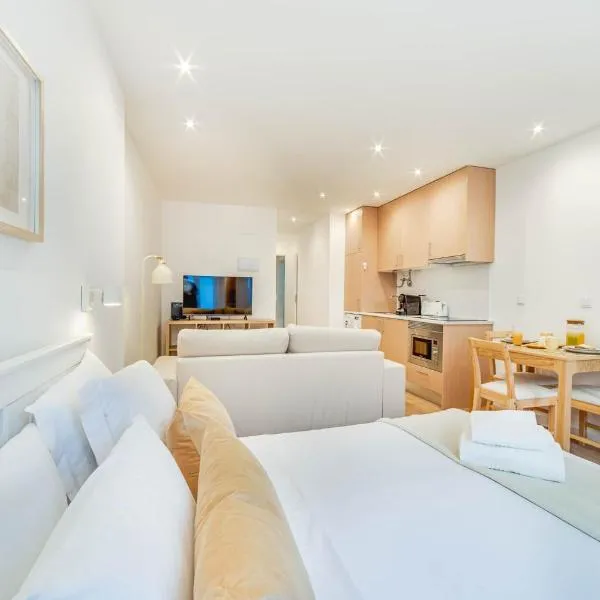 Blue Charm - Campolide Apartments,位于里斯本的酒店