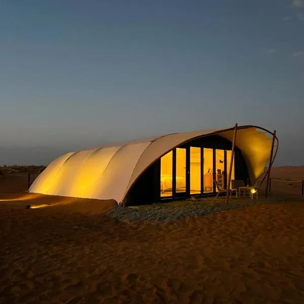 La Duna Desert Camp，位于Shāhiq的酒店