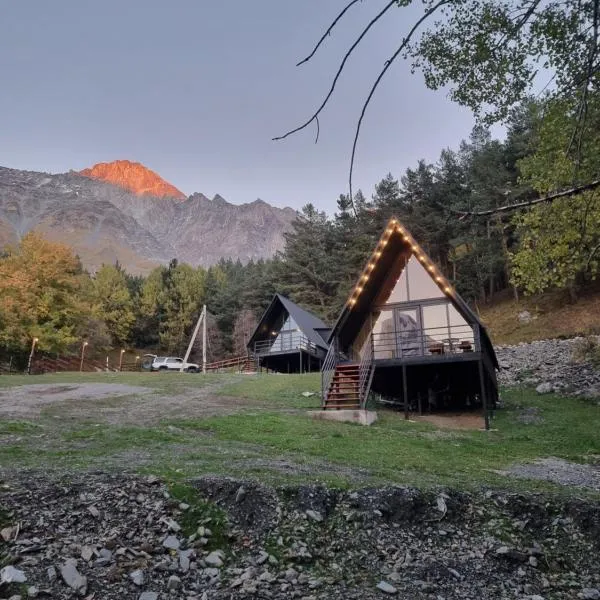 Libertà Cottage Kazbegi，位于卡兹贝吉的酒店