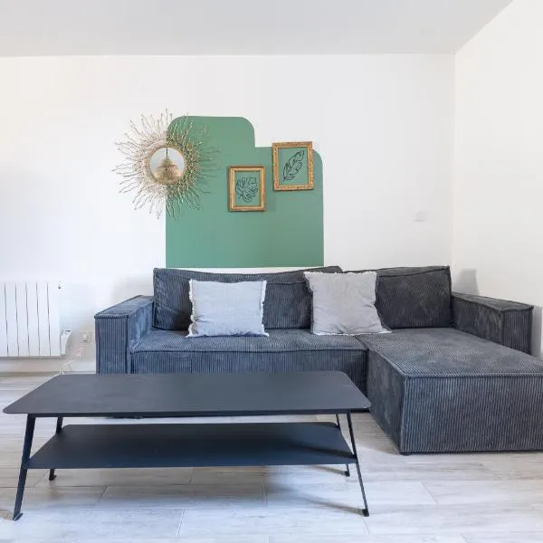 Duplex proche bord de Saône，位于特雷武的酒店