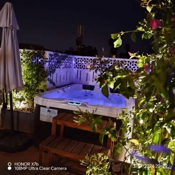 RIAD & SPA SOUS LE SOLEIL CHEZ Jérôme & Paméla，位于马拉喀什的酒店