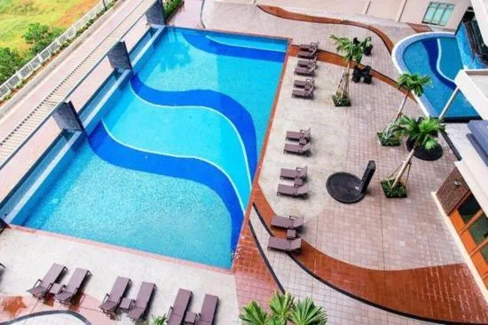 Shaftsbury Studio Cyberjaya SAME DAY CHECK IN & CHECK OUT at 10am To 8pm Work From Home FREE Parking & wifi，位于塞贝维的酒店