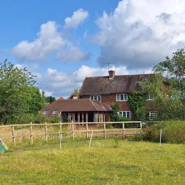 Hale Oaks Farm，位于Rudgwick的酒店