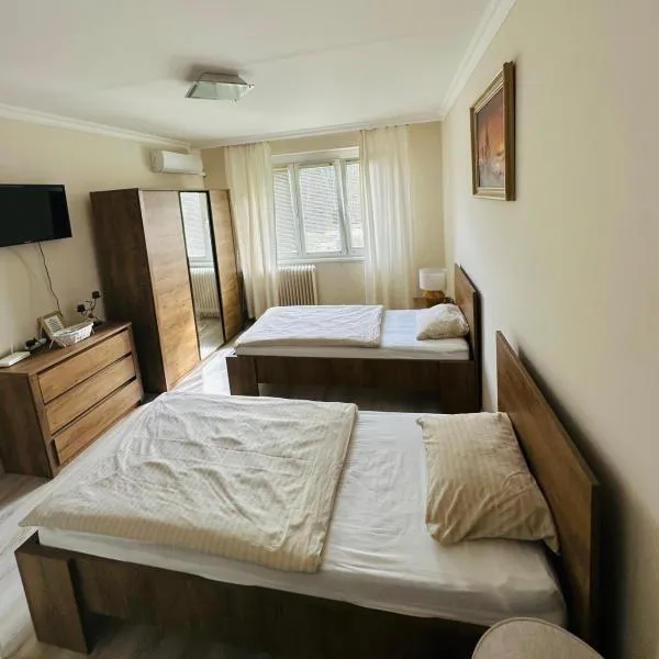Anna Apartman，位于Százhalombatta的酒店