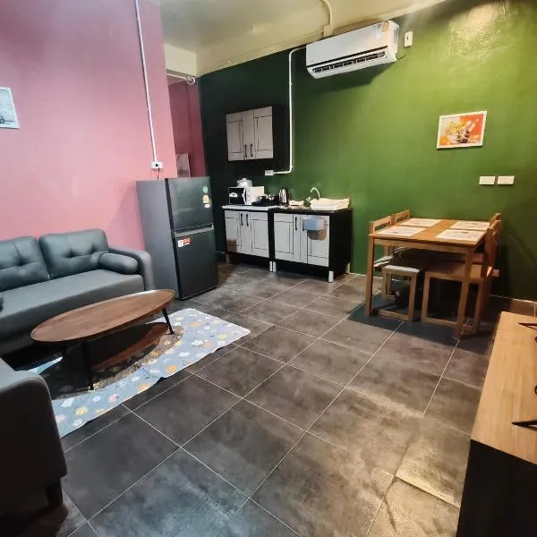 Bonanza Patong Beach2 for 2 BR 100m to Beach Grace Room，位于芭东海滩的酒店