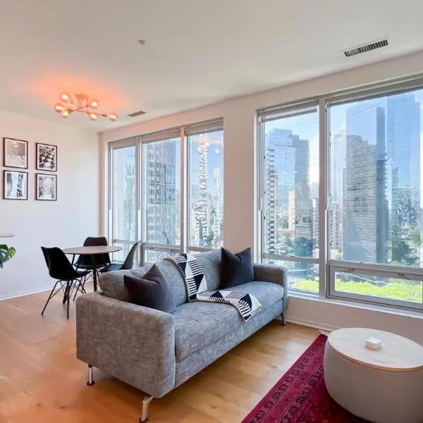 Stunning 1-Bedroom Condo in the Heart of Vancouver，位于温哥华的酒店