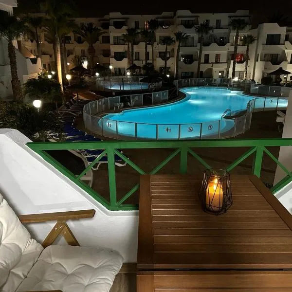 Apartamentos Valentina，位于蒂亚斯的酒店