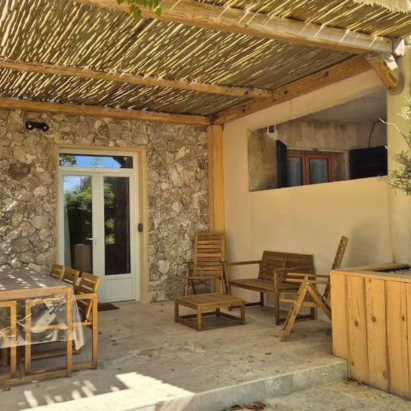 T2 Mare - Casa Mattea，位于阿莱里亚的酒店