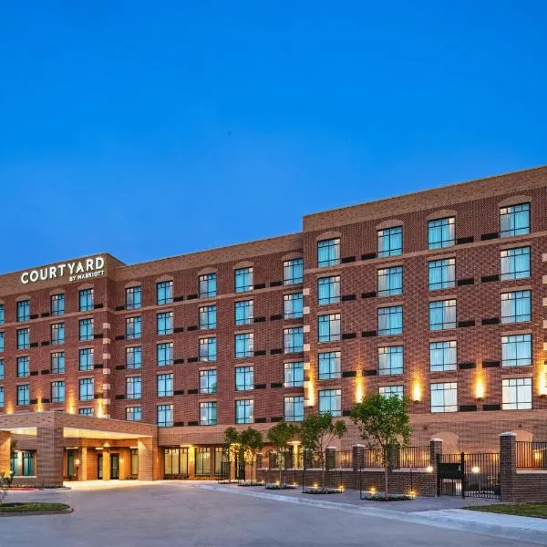 Courtyard by Marriott Dallas Frisco，位于弗赖拉辛的酒店