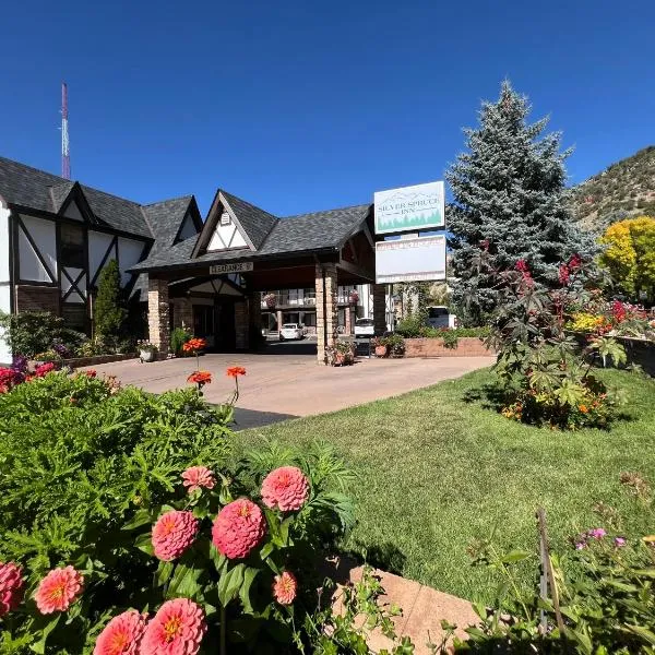 Silver Spruce Inn，位于格伦伍德温泉的酒店