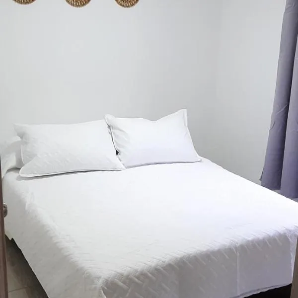 Apartamento comodo a 15 minutos del Aeropuerto JMC，位于里奥内格罗的酒店