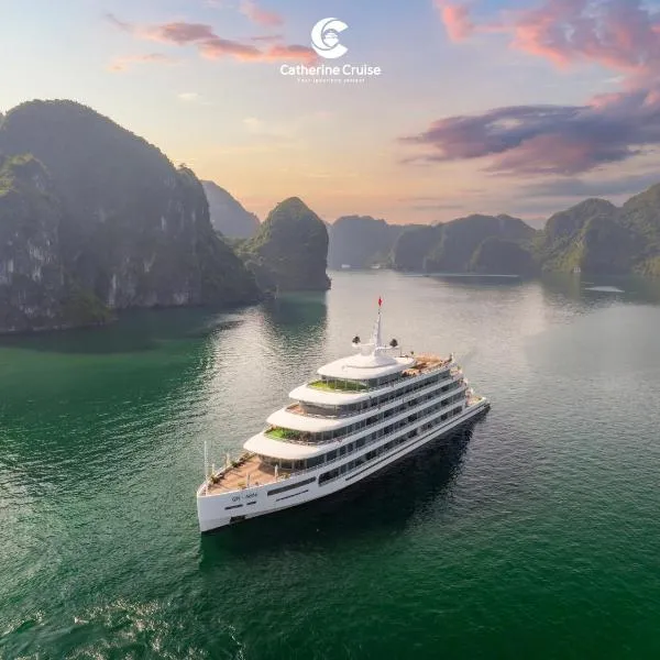 Catherine Cruise，位于下龙湾的酒店
